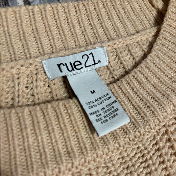 Cropped long sleeve sweater - Picture 3 of 4